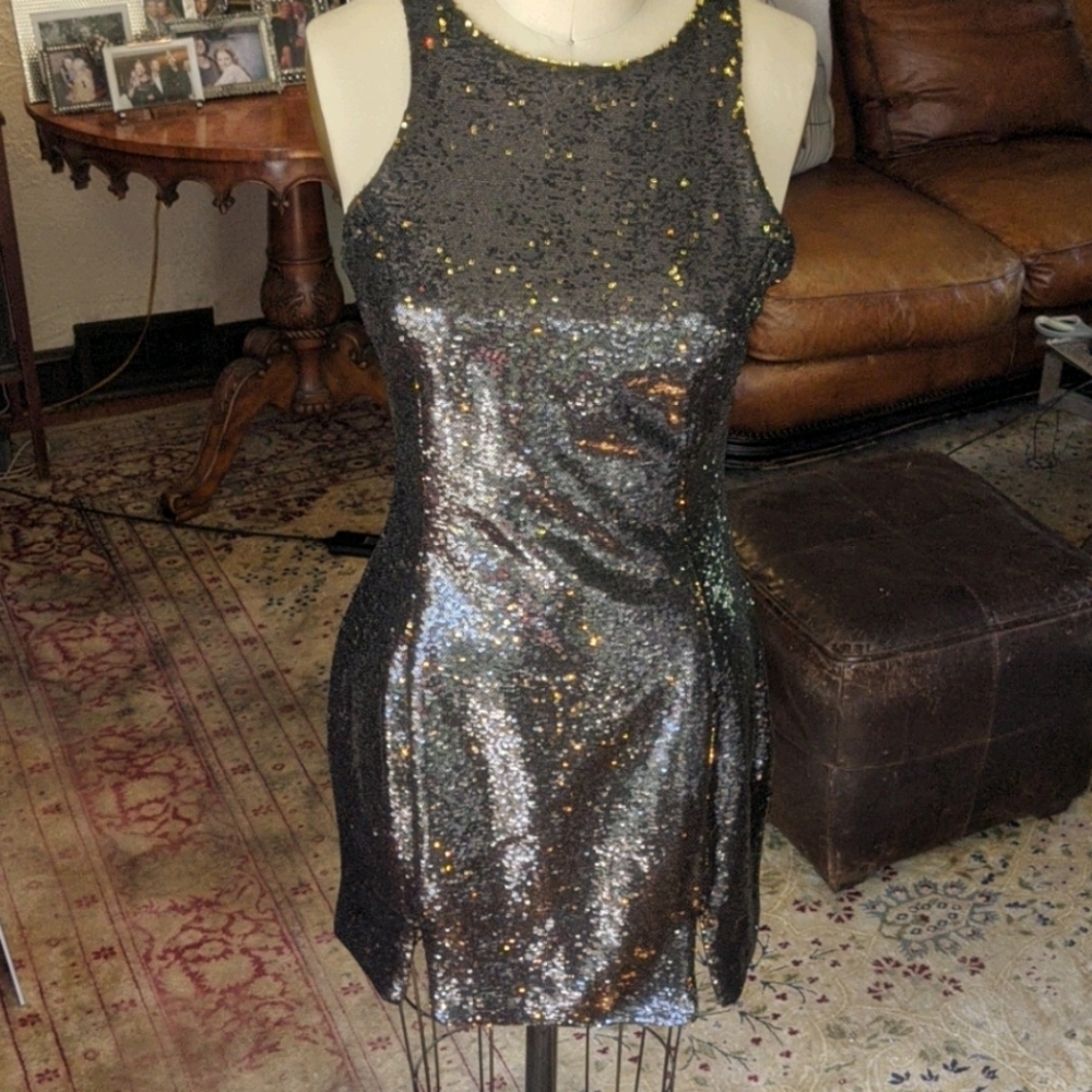 NWT Sequin Black/Gold Mini Dress, amazing for an event, Holidays and New Year